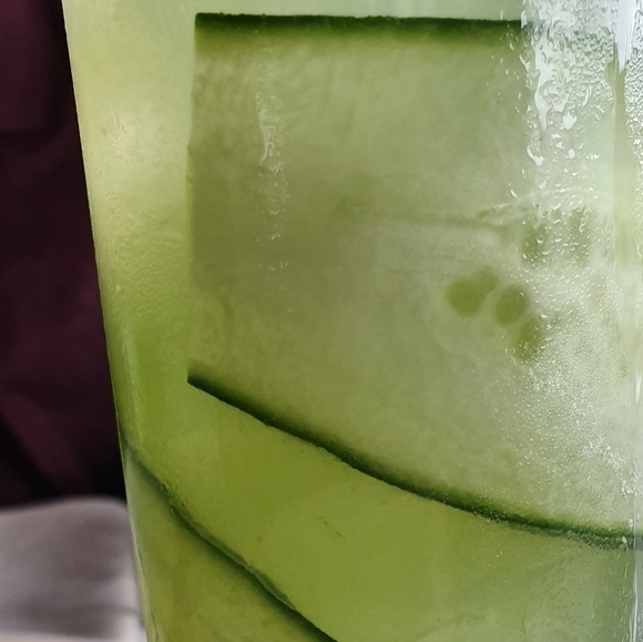 Meet your Posher, Leah - Picture 1 of 1